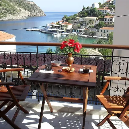 Assos Paradise Apartment *