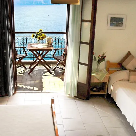 Apartment Assos Paradise